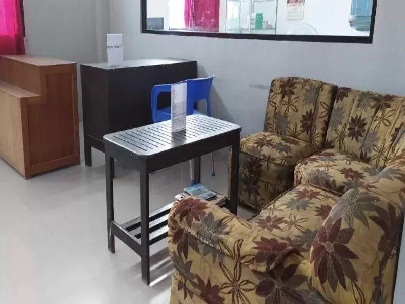 Super Oyo 3903 Sweethome Syariah Guesthouse Martapura  Exterior photo