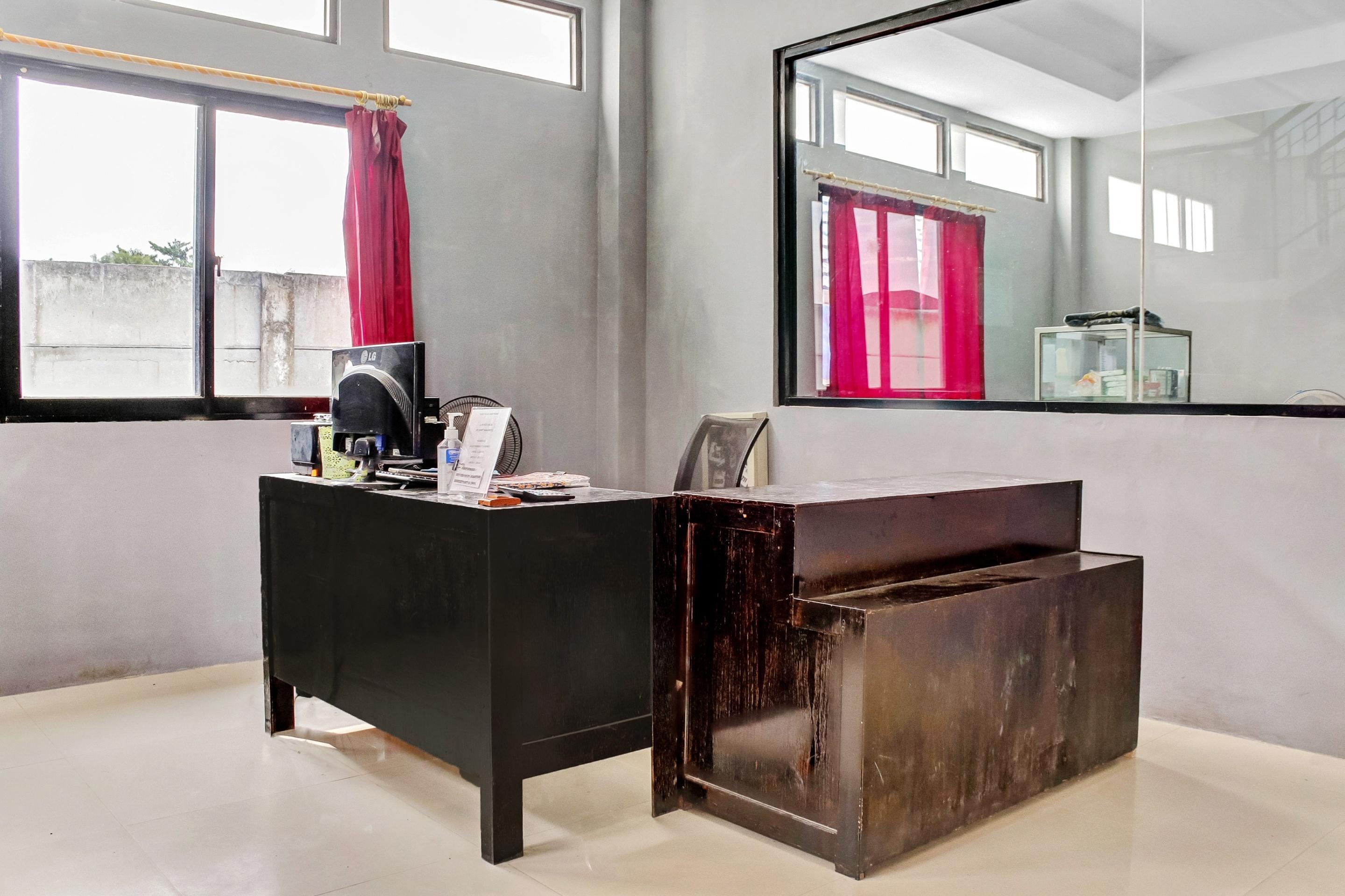 Super Oyo 3903 Sweethome Syariah Guesthouse Martapura  Exterior photo